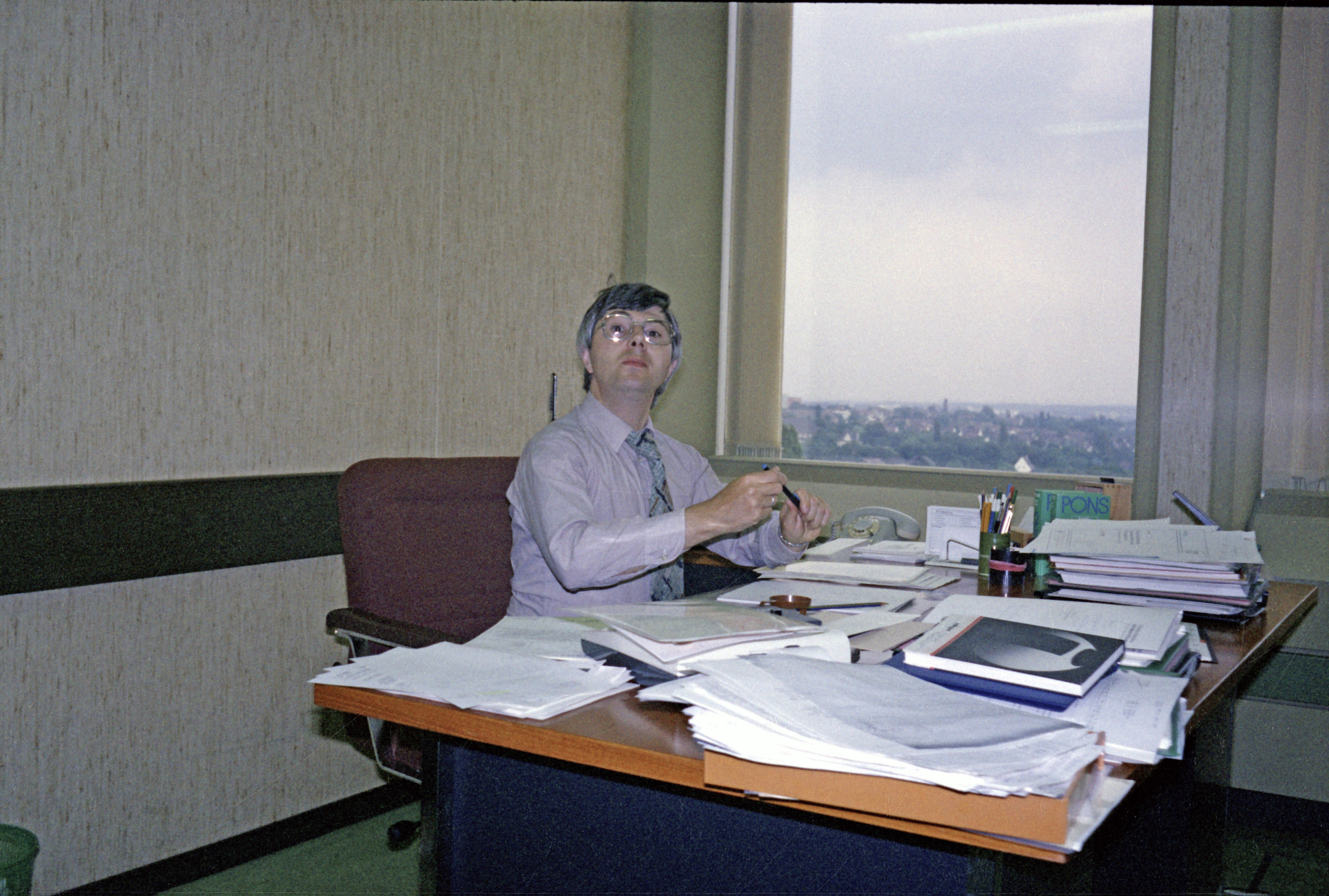 Benno im Büro Benno im Büro